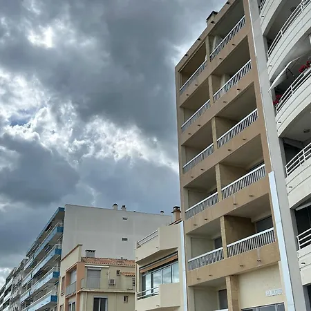 Apartment F2 Lumineux, Proche Et Commerces, Tv Et Wifi Inclus - Fr-1-715-102